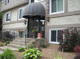 2732 Grand Ave S APT 201, Minneapolis, MN 55408