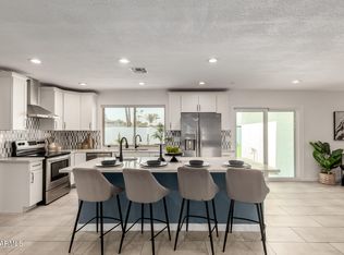 2550 E Sahuaro Dr, Phoenix, AZ 85028