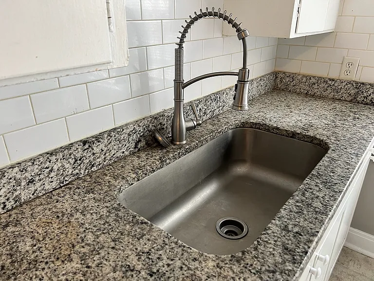 2329 Mount Claire Ave #2 — Photo 5