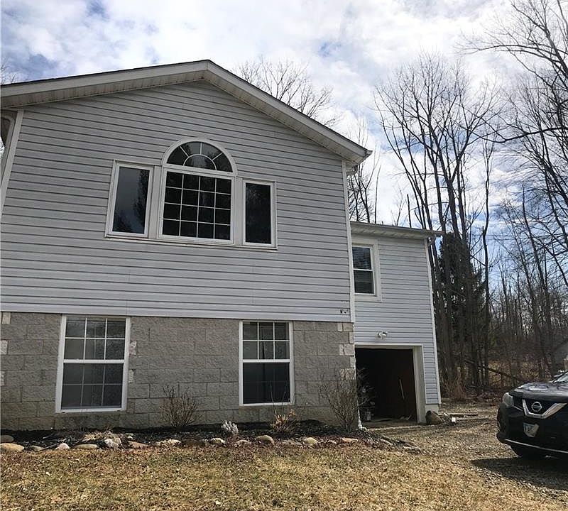 1st image of 12105 Lake Dr