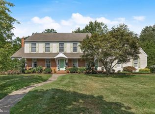 803 Fernwood Rd, Moorestown, NJ 08057