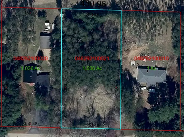 Pine Mead Ave, Shawano, WI 54166