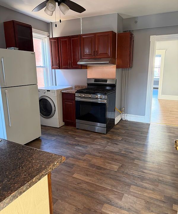 1st image of 117 Shultas Pl Floor 2