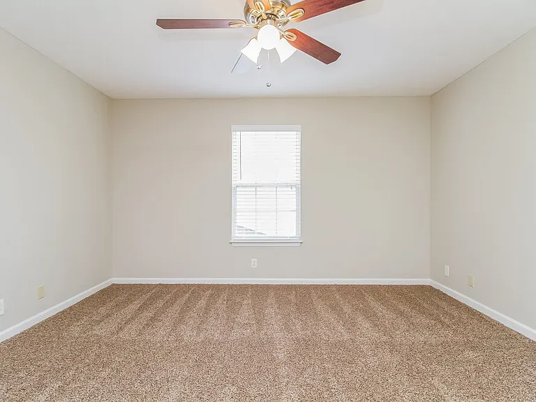 850 Maricopa Dr — Photo 15