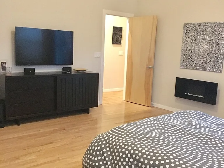 2381 Hecla Dr — Photo 10