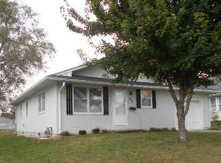 469 W Jackson St, Marshall, MO 65340