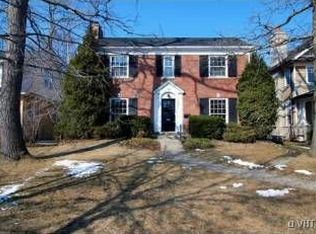 1035 Elm St, Winnetka, IL 60093