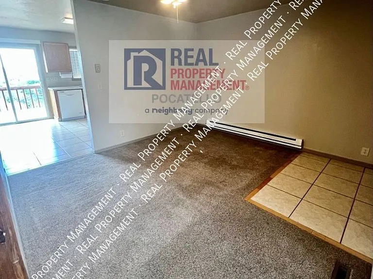 1247 Holman Ave — Photo 3