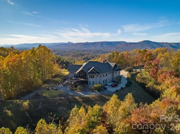 1638 Johns Ridge Pkwy #144, Lenoir, NC 28645