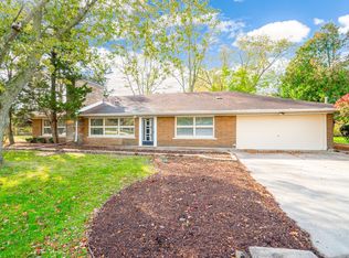 4041 Davis St, Matteson, IL 60443