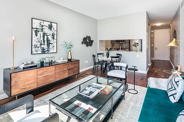 Rented by Lalezarian Properties | media 17