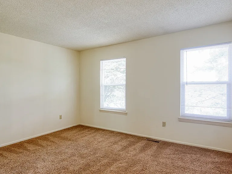 Large Bedroom