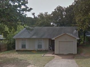 5516 S Hampshire Blvd, Fort Worth, TX 76112