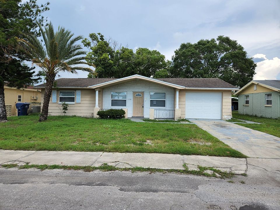 1st image of 1318 Viking Dr