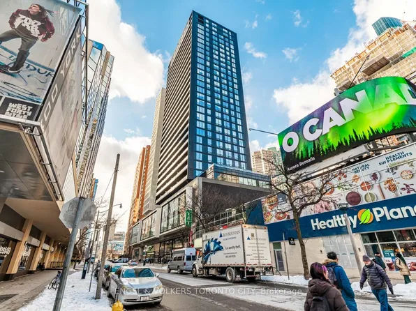 20 Edward St #2601, Toronto, ON M5G 0C5