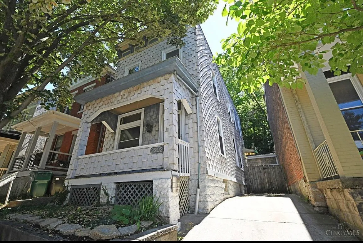 2202 Clifton Ave — Photo 1