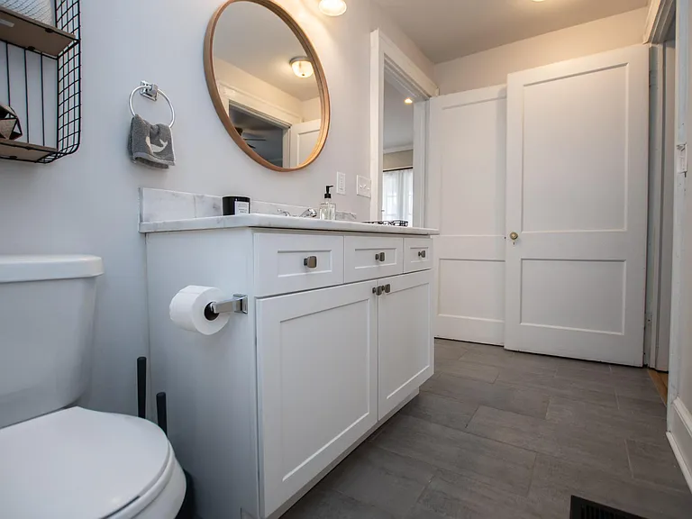 703 Erin Ave SW — Photo 37