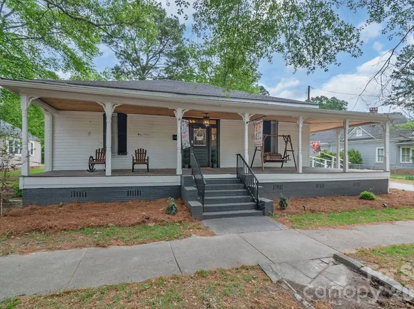 226 Huger St, Cheraw, SC 29520
