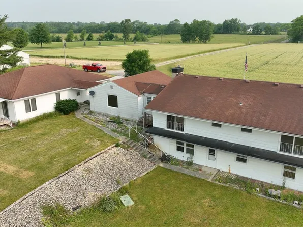 3815 W North County Line Rd, Huntertown, IN 46748