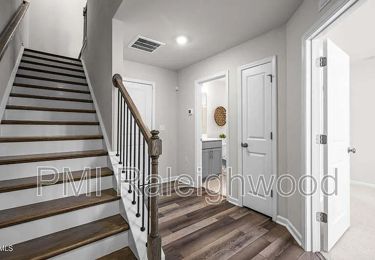 1838 Woodall Crest Dr — Photo 4