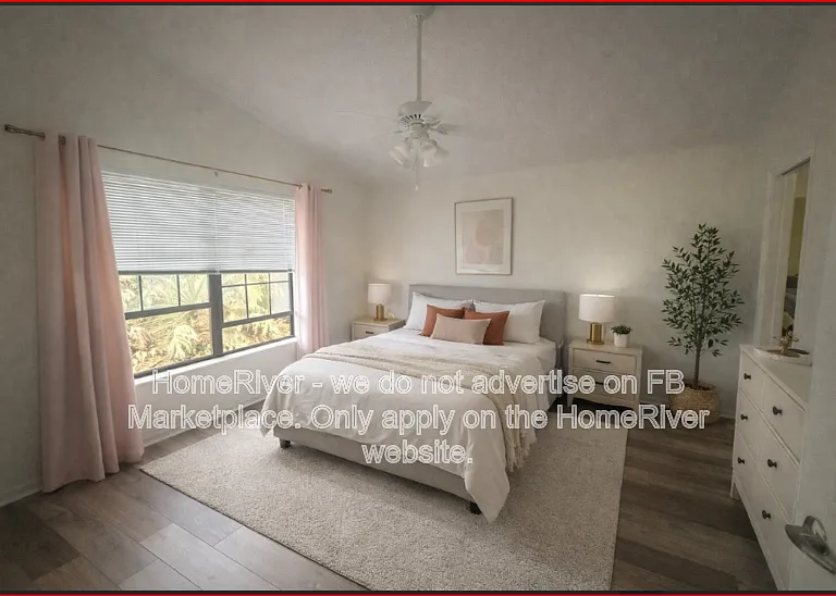 2305 NE 40th Ave — Photo 4