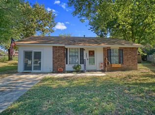 2210 S Hartford Cv, Russellville, AR 72802
