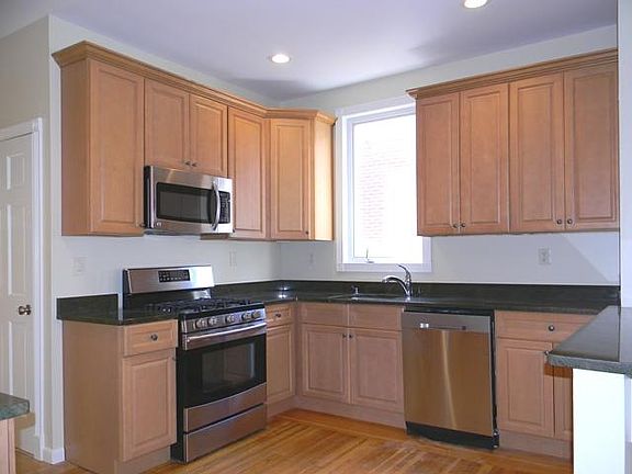 2nd image of 22 Forest Ave #U