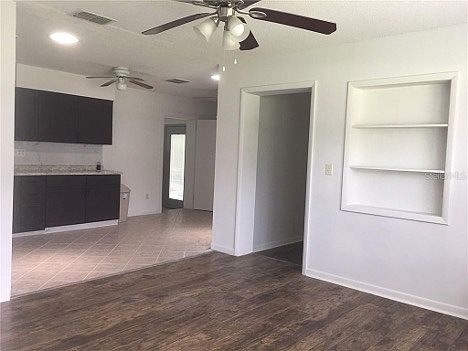4th image of 22201 SW Beach Blvd