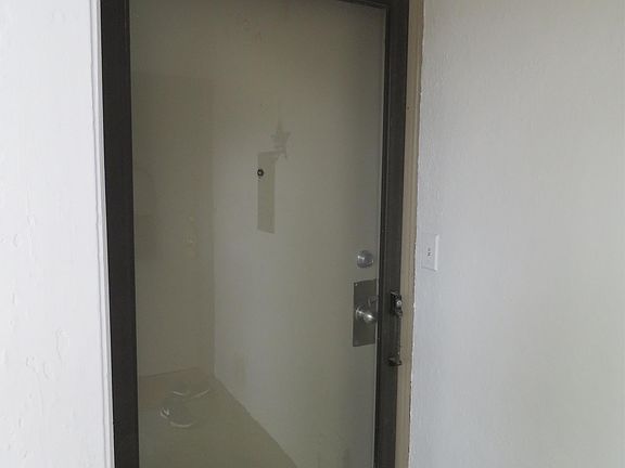 2nd image of 100 Lewis Dr Unit 10A