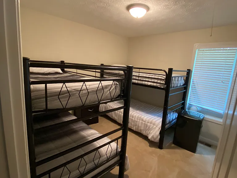 1204 Towne Harbor Ct — Photo 12