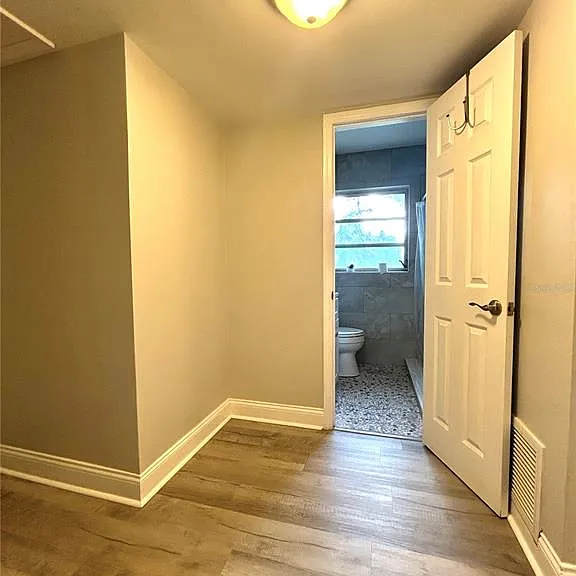 3919 SW 21st St — Photo 16