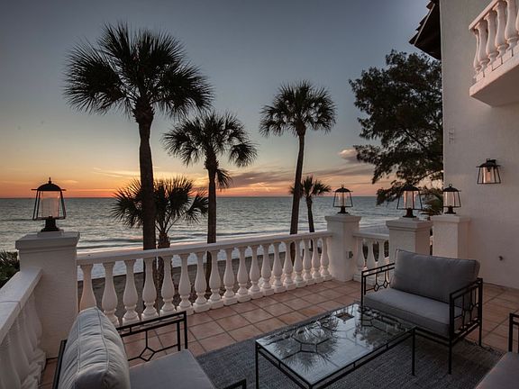 3rd image of 8440 W Gulf Blvd