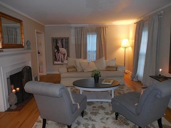 5th image of 36 Crary Ave