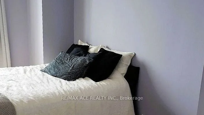 2 bed, $2,350 — Photo 4