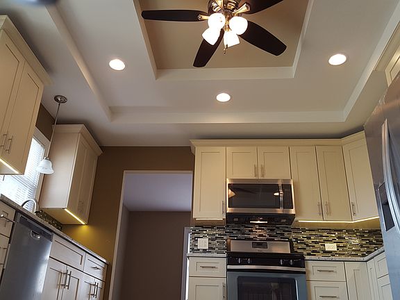 2nd image of 15533 Badger Ln