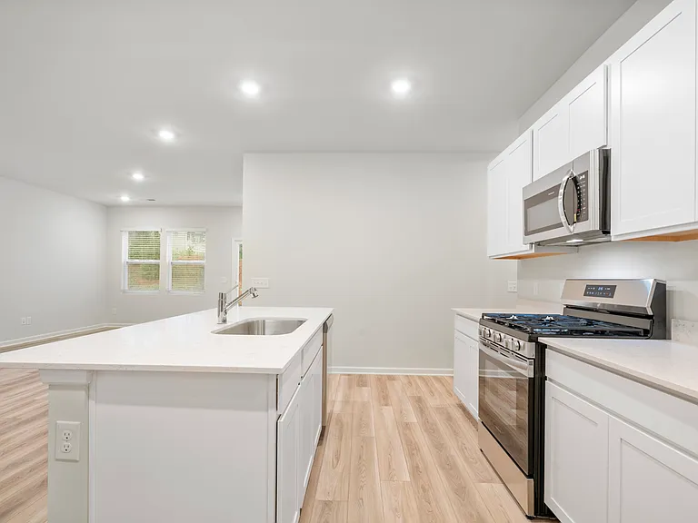 3156 Lyman Ridge Rd — Photo 9