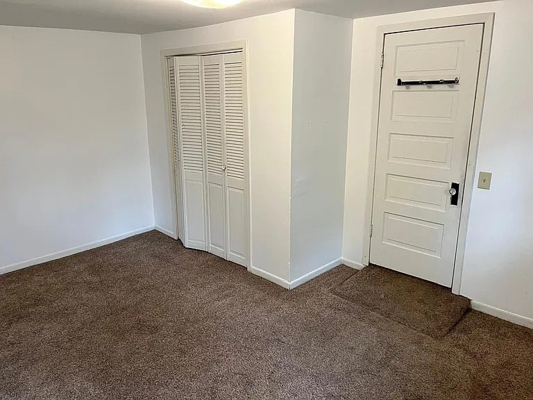 120 W Channing Ave #1 — Photo 4