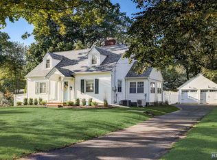 229 Franklin Ave, Wyckoff, NJ 07481