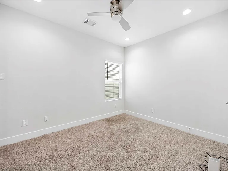 1411 Bigelow St — Photo 22