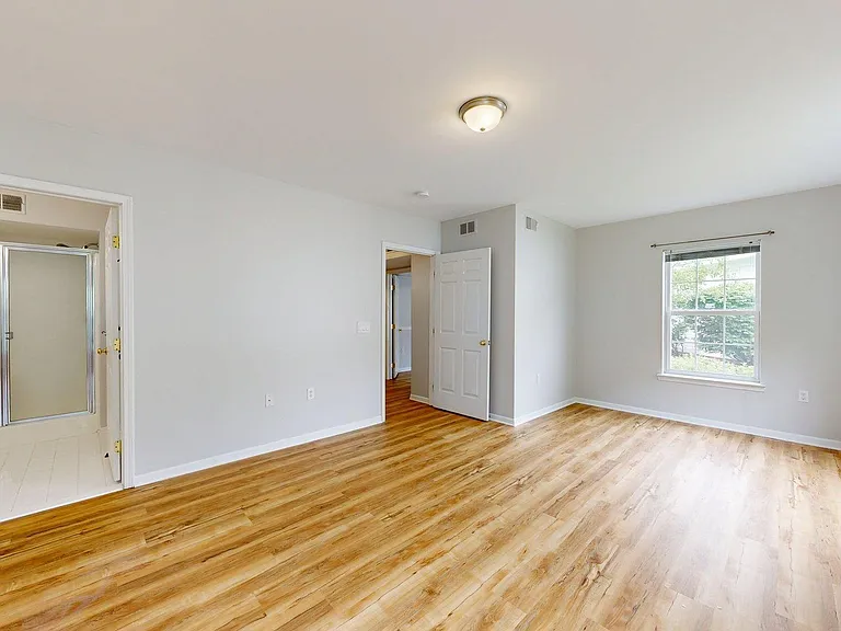 2718 S Knightsbridge Cir — Photo 11