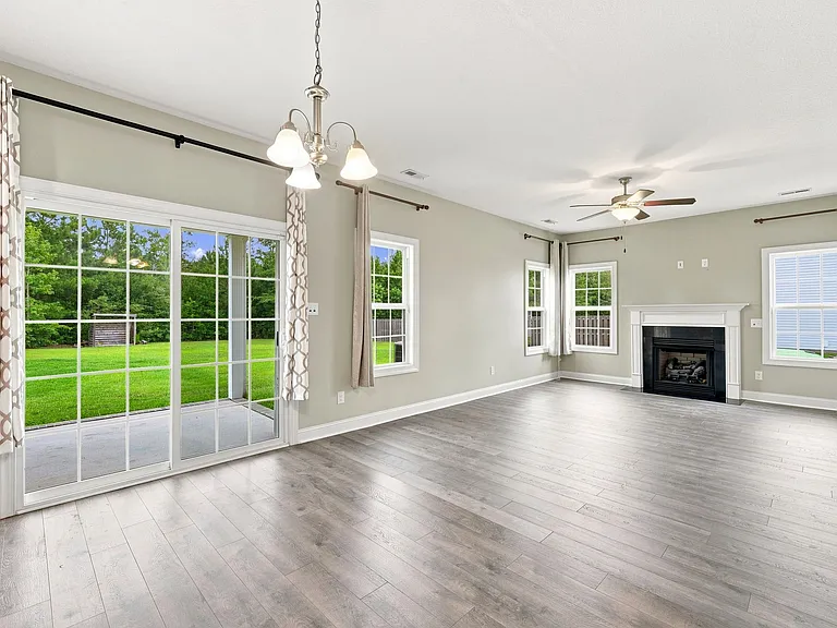 109 Rosegarten Ct — Photo 31