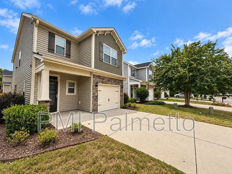 3 bed, 2.5 bath, 1770 sqft, $1,950 — Photo 3