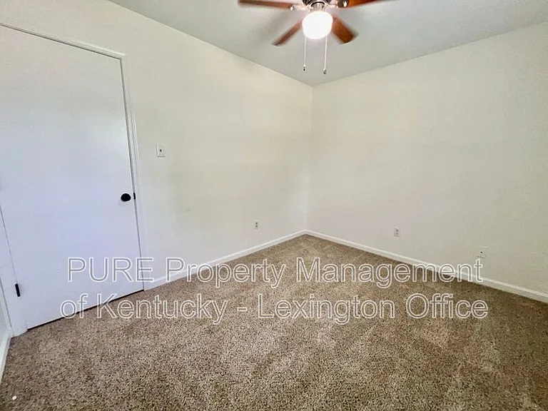 1212 Fenwick Rd — Photo 15