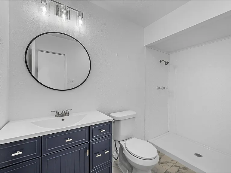 4940 Watkins Dr — Photo 18