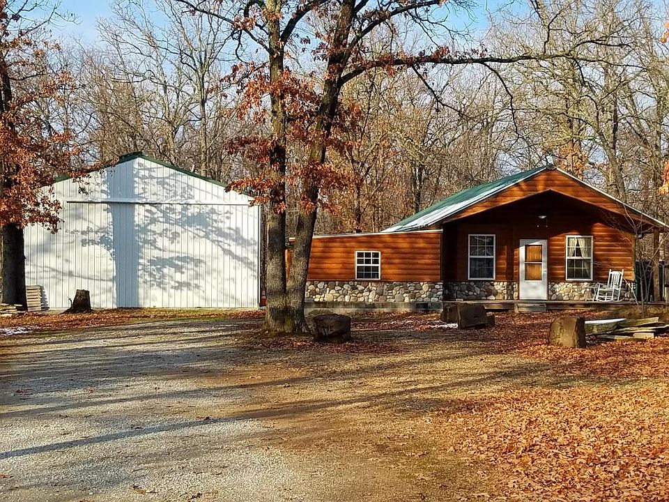 CABIN AND RV GARAGE