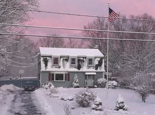 6 Curtis Ln, Bedford, NH 03110