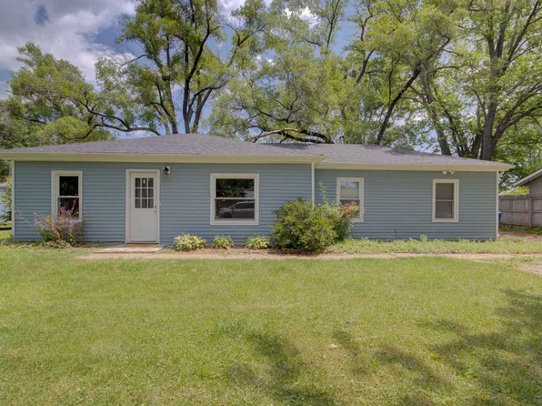 4344 9th St, East Moline, IL 61244