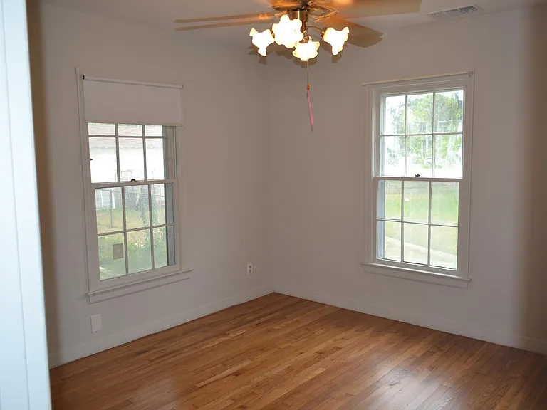 5709 Chesterfield Ave — Photo 6