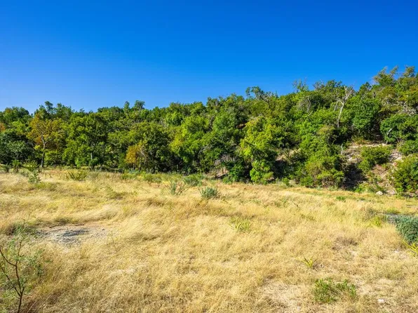 5579 Schneider Moellering Rd, Fredericksburg, TX 78624