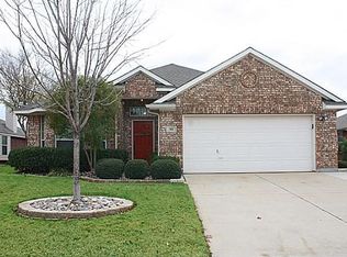 312 Millford Rd, Roanoke, TX 76262